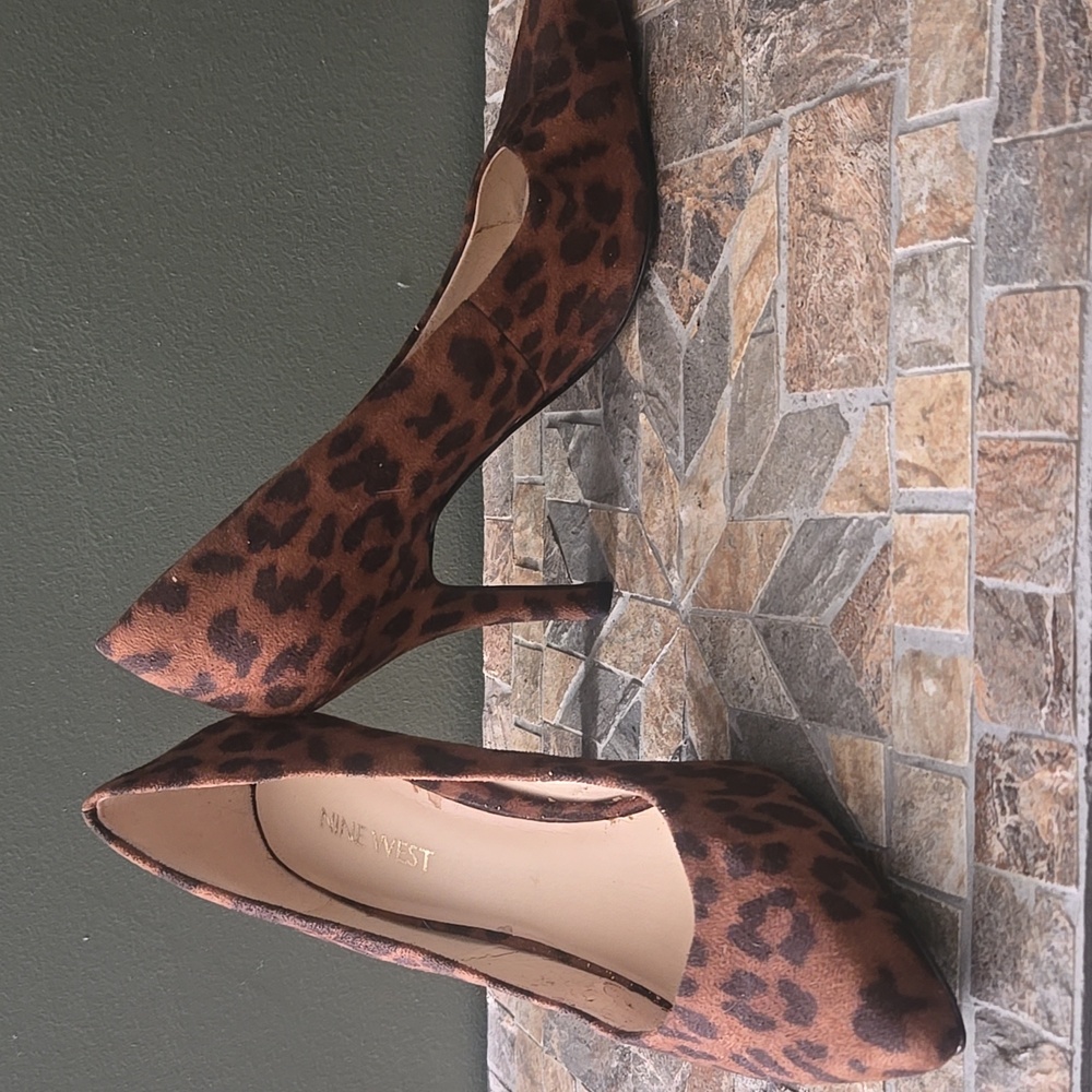 Nine West stiletto pumps, size 7